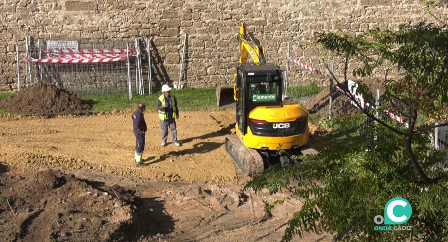 Maquinaria en la zona patrimonial este viernes.