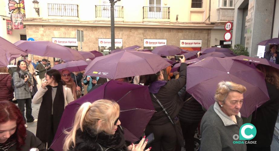 Aspecto de la concentración en el centro de la capital gaditana