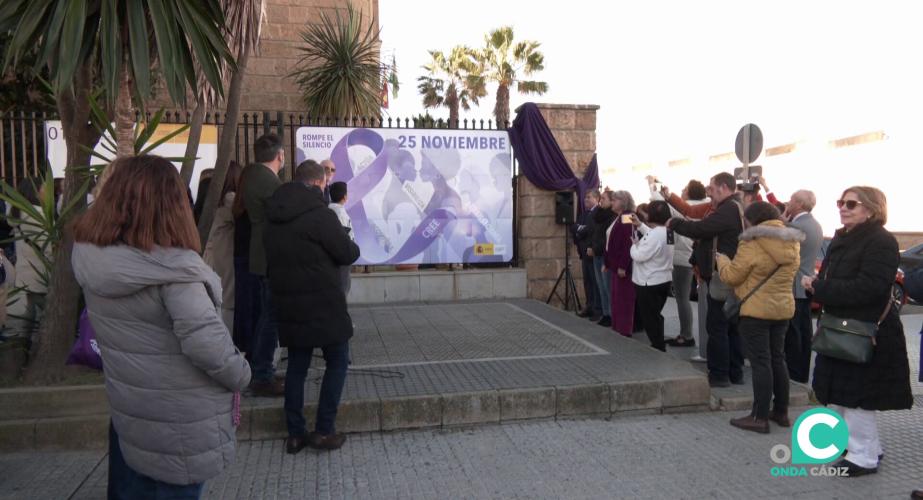 Autridades y asistentes en el acto de este martes