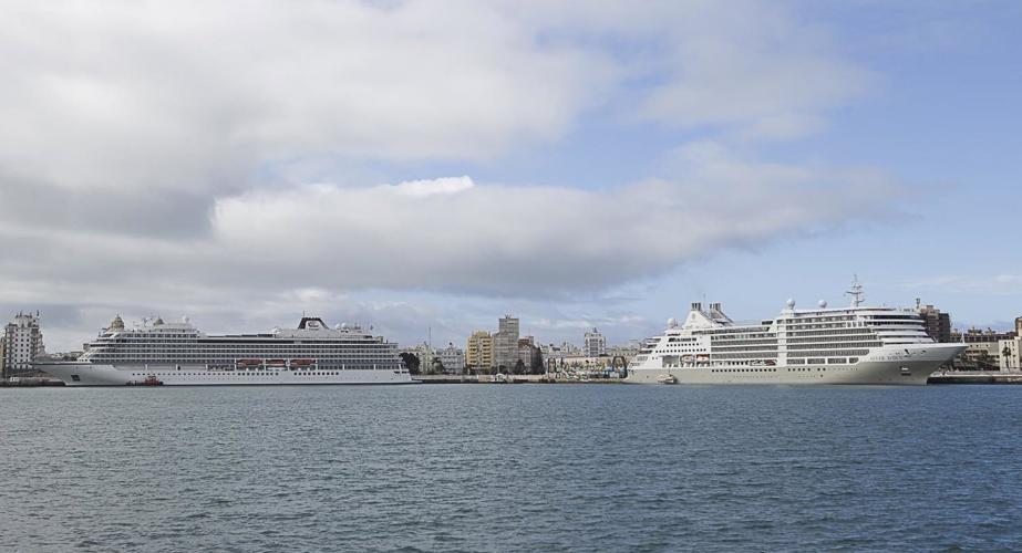 El puente de diciembre trae al puerto de Cádiz a más de 4.700 turistas en cuatro cruceros