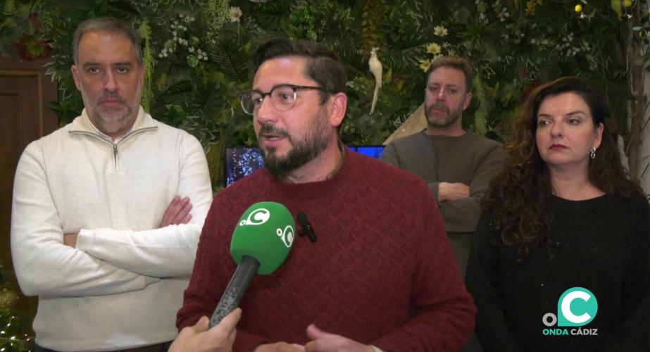 Rodríguez atiende a los medios durante el encuentro