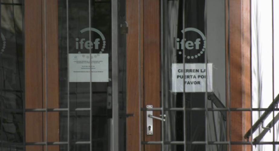 Entrada de las oficinas municipales en la capital gaditana