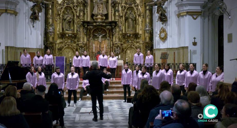 Un momento de la actuación en el templo de la capital gaditana