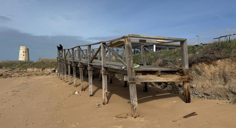 El mal tiempo afecta negativamente a distintas instalaciones del litoral andaluz