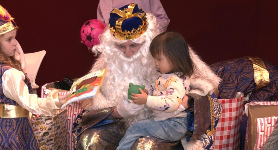 Los Reyes también visitan el barrio de Loreto