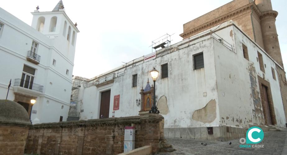 Imagen actual del exterior de la iglesia de Santa Cruz.