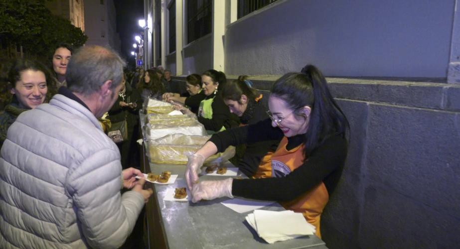 La cita gastronómica creada por la peña Los Dedócratas se mantiene en el tiempo