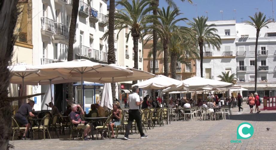 Mesas en la plaza de la Catedral 