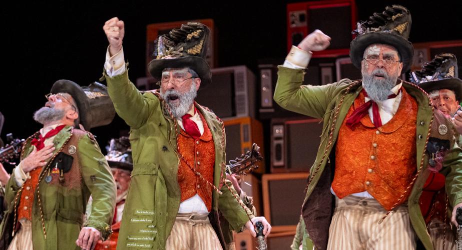 Comparsa, Los humanos