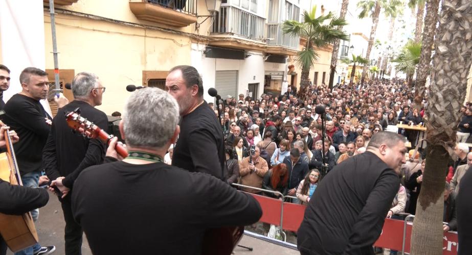 Éxito de público y organización en una Erizada singular por tener que sustituir los erizos con gambas 