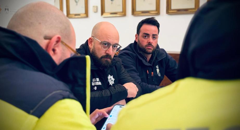 El alcalde portuense, Germán Beardo, en una reunión del Centro de Coordinación Operativa Municipal