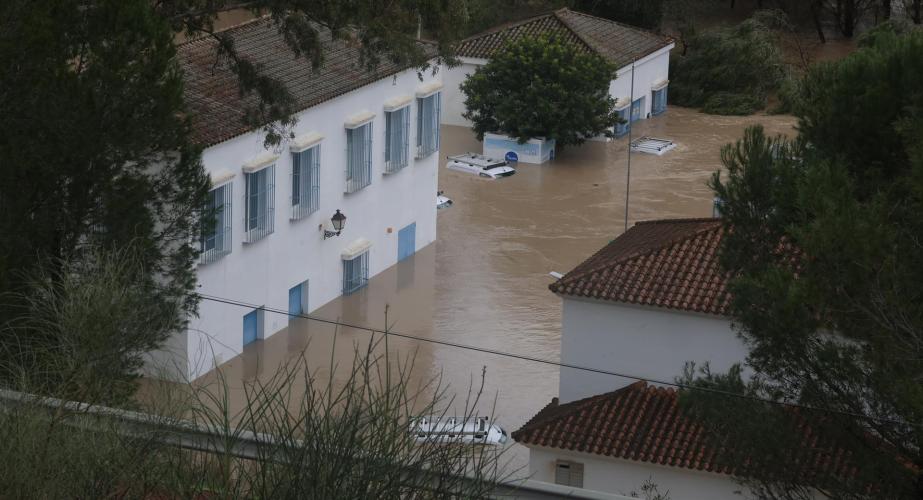 Zonas inundadas por las intensas lluvias de las últimas jornadas próximas en la localidad gaditana de Arcos de la Frontera