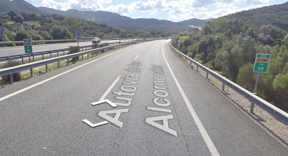 Autovía A-381 a su paso por la localidad jandeña