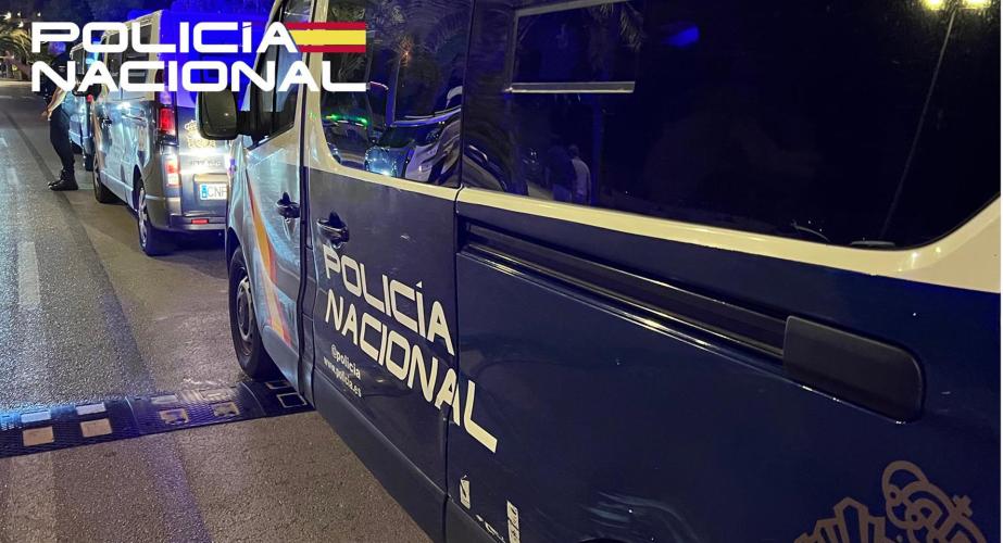  Vehículos de la Policía Nacional