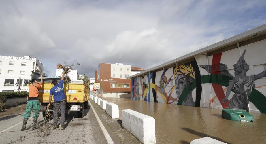 Vecinos de San Martín del Tesorillo desalojados por las lluvias regresan a sus casas