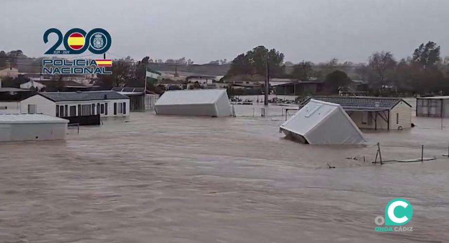 Efectos de la inundación a consecuencia de las abundantes lluvias