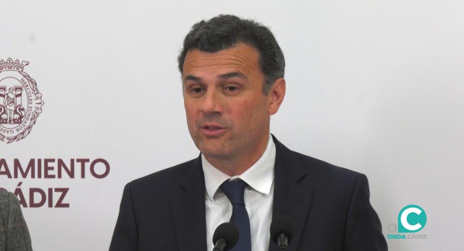 El alcalde de Cádiz, Bruno García, en la rueda de prensa de la Junta de Gobierno Local. 