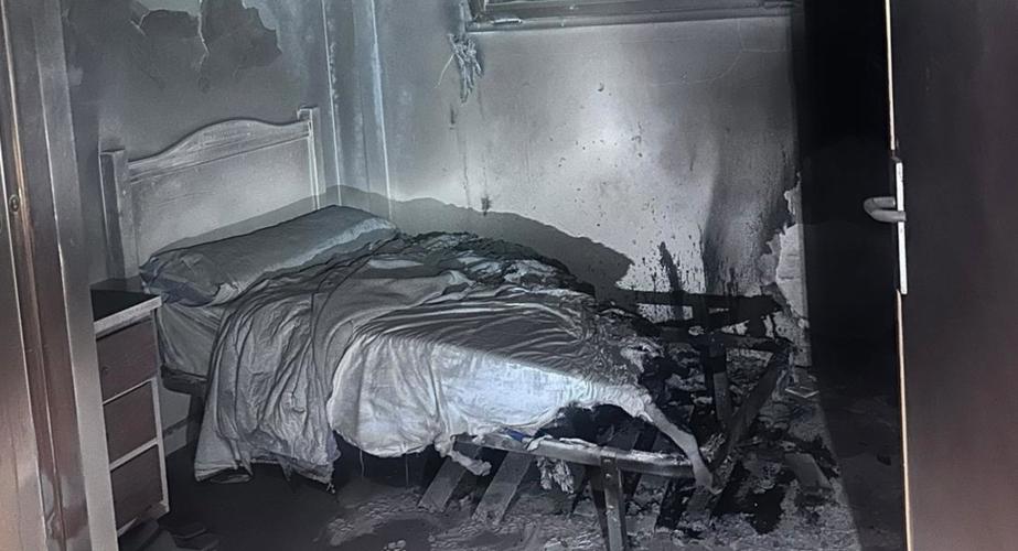 Habitación incendiada en una residencia de Afanas de El Puerto.