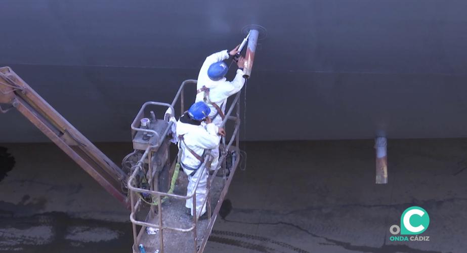 Los comités de empresa de los centros de Navantia en la Bahía de Cádiz reclaman un plan estratégico naval "ambicioso" que asegure la carga de trabajo.