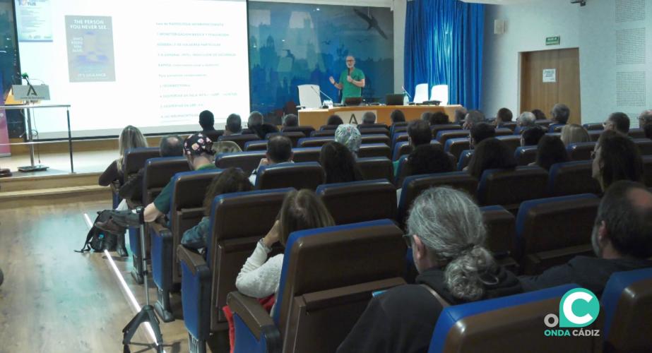 El salón de actos del hospital de Cádiz ha acogido una celebración especial con los pacientes como protagonistas.