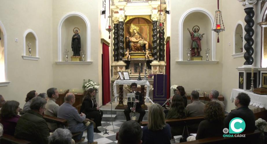 Las interpretaciones crearon una atmósfera íntima y espiritua