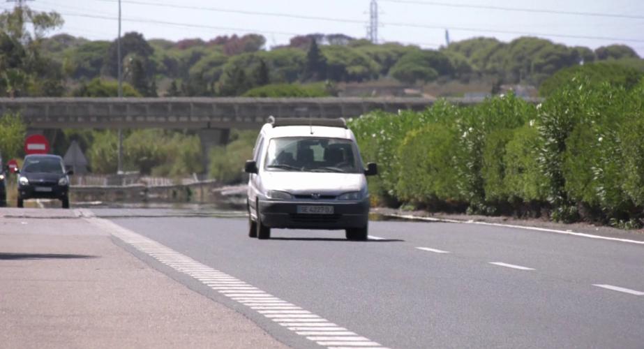 Vehículos por la autopista Cádiz-Sevilla