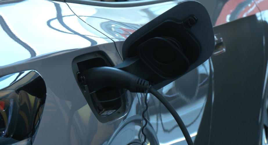 Aumenta el interés por los coches eléctricos en los nuevos compradores de automóviles en Cádiz y la Bahía.