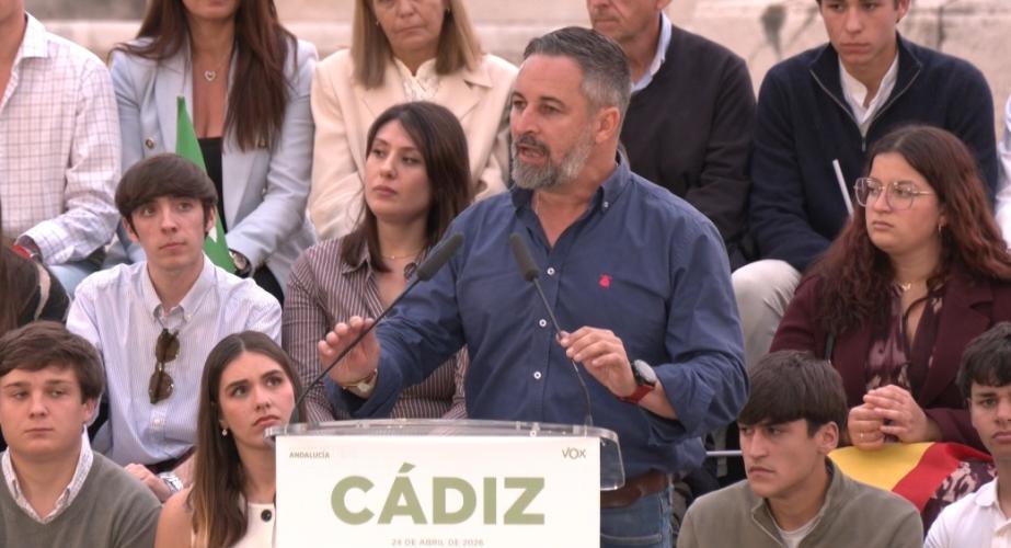 Santiago Abascal señala a Pedro Sánchez como el principal problema de Cádiz.