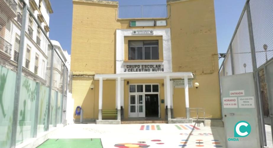Fachada del colegio Celestino Mutis.