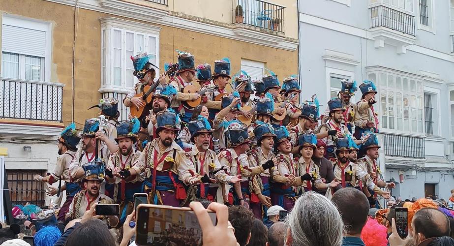 Imagen de archivo del carrusel de coros en la plaza del mercado.