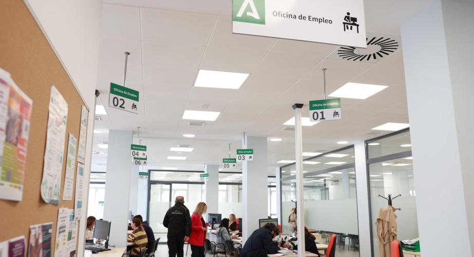 Imagen de archivo de la oficina de Empleo de la localidad gaditana de Barbate