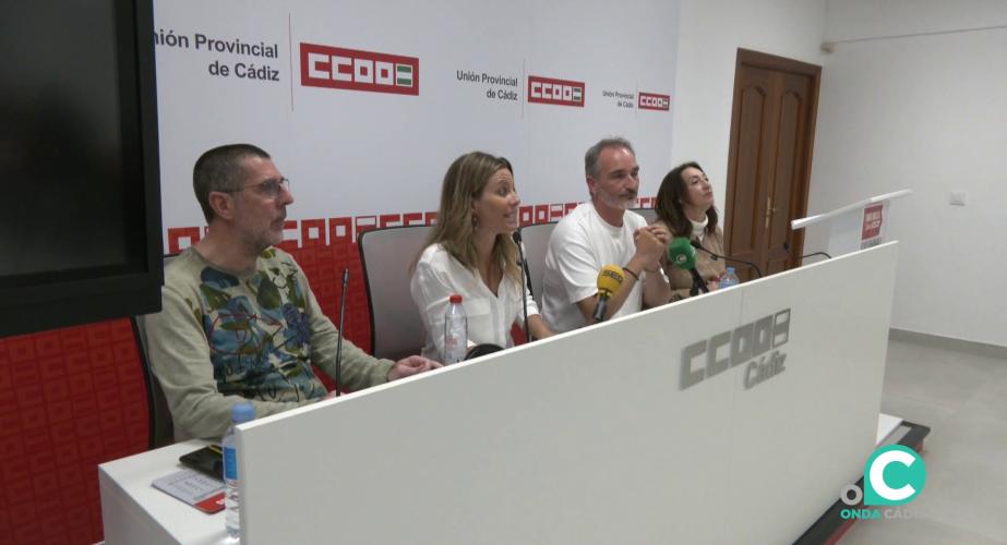 Intervención durante la rueda de prensa con la presencia de los distintos representantes sindicales