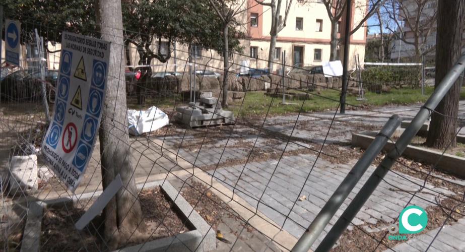 Aspecto de las actuaciones que se están efectuando en la plaza Asdrubal