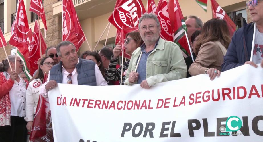 Un momento de la protesta sindical efectuada este martes en Cádiz