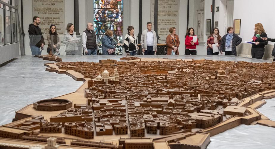 Los diferentes espacios de la ciudad acogerán visitas guiadas a exposiciones y espectáculos de danza