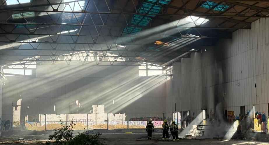 Las causas del incendio parace que ha sido provocado por basuras 