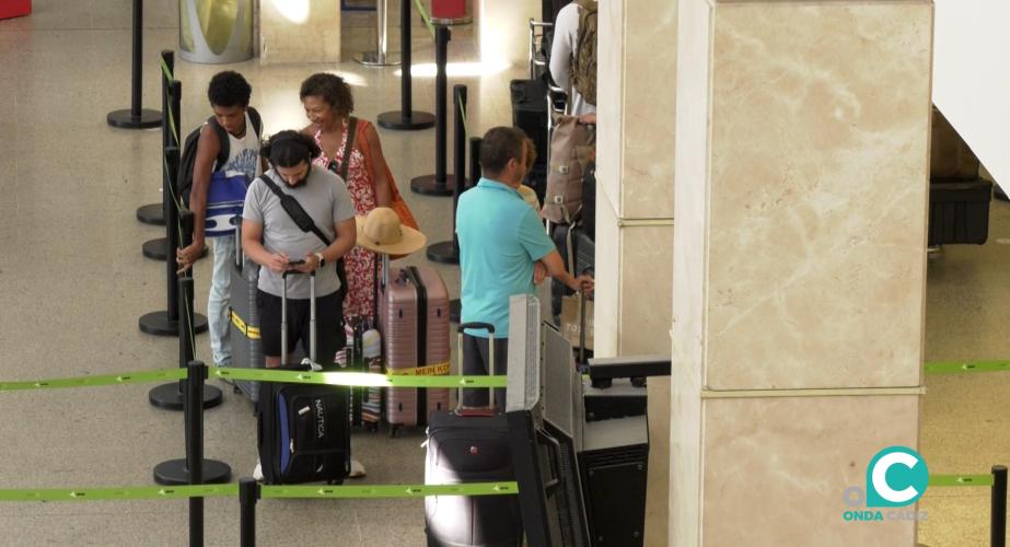Interior del aeropuerto de Jerez. 