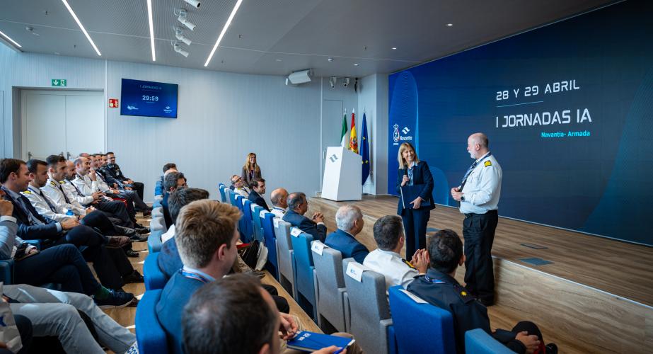 El Centro de Excelencia de Sistemas Navales de San Fernando acogió las I Jornadas en Inteligencia Artificial Navantia–Armada. 