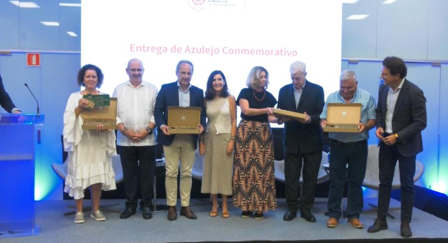Los centros comerciales abiertos de Andalucía se hacen fuertes en Cádiz.