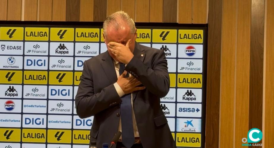 Manuel Vizcaíno emocionado tras su despedida 