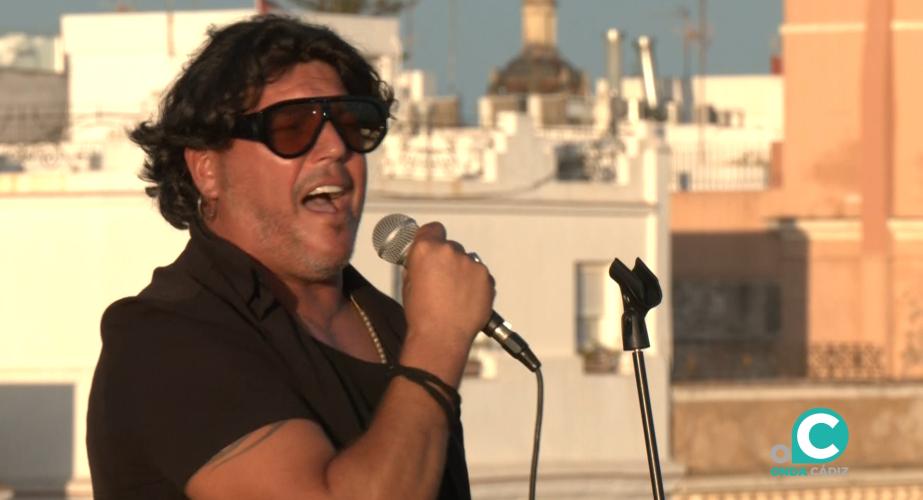 El cantaor Cañejo durante su actuación.