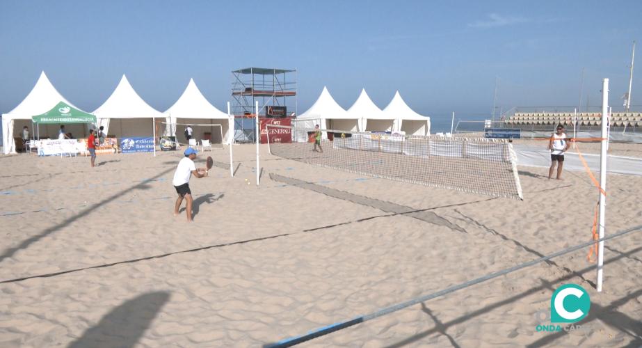 El Circuito Nacional de Tenis Playa 2026 ha comenzado este viernes