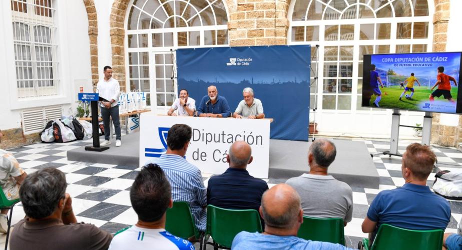 Un momento del acto celebrado con la presencia de autoridades institucionales