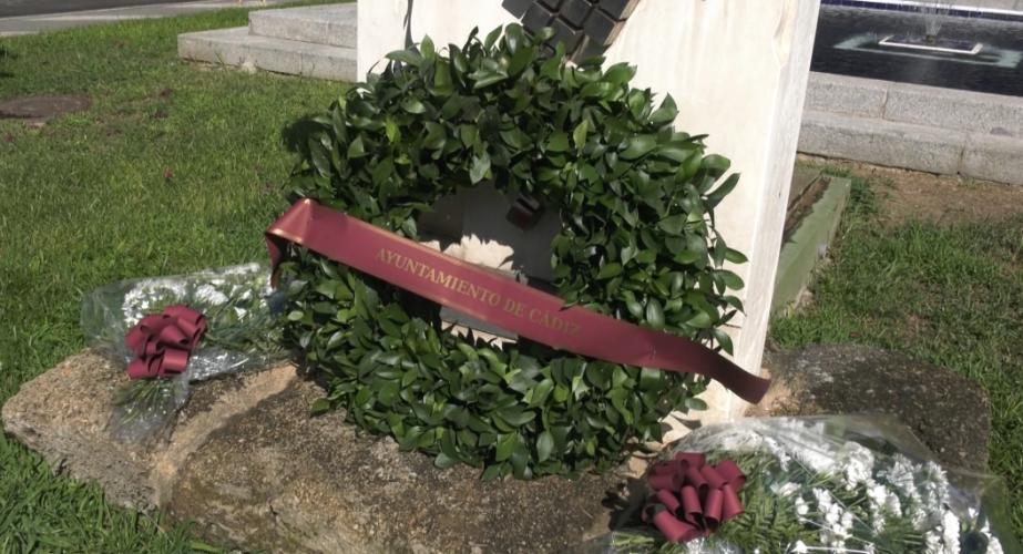Una visita guiada, una ofrenda floral y un concierto conmemoran el aniversario de la Explosión de 1947.