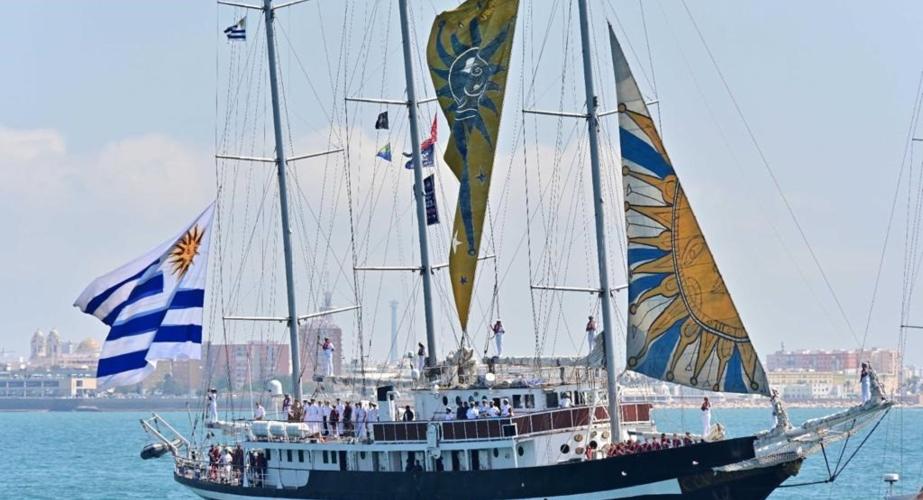 El navío durante una regata en aguas gaditanas en una imagen de archivo