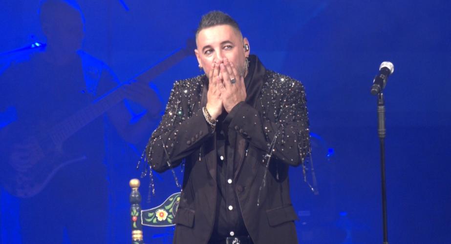 Andy Morales presenta su nuevo disco con el Falla a sus pies.