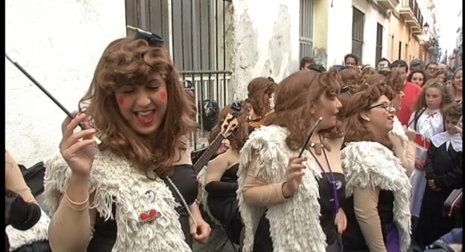 La chirigota callejera Las Cadiwoman actuará en los conciertos de Shakira en Madrid