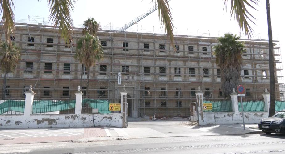 La obras de Valcárcel avanzan con la renovación de las cubiertas y la fachada