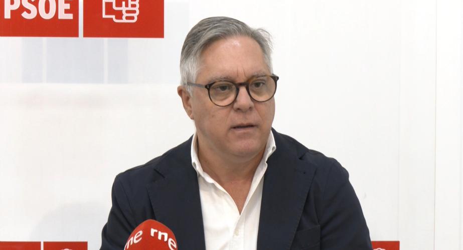 La limpieza viaria, el mantenimiento urbano y el acceso a la vivienda preocupan a los vecinos de Cádiz según el PSOE
