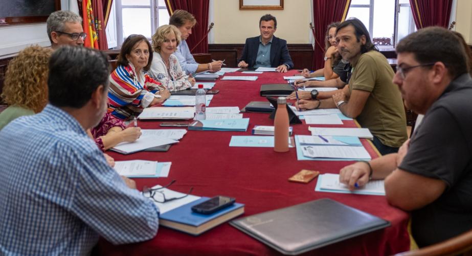 Durante el encuentro se aprobó crear una nueva Ordenanza de Absentismo Escolar